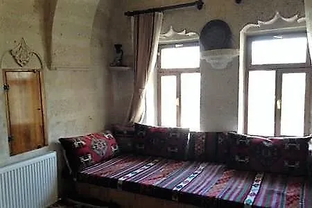 Hasan Cave House בית נופש גורמה